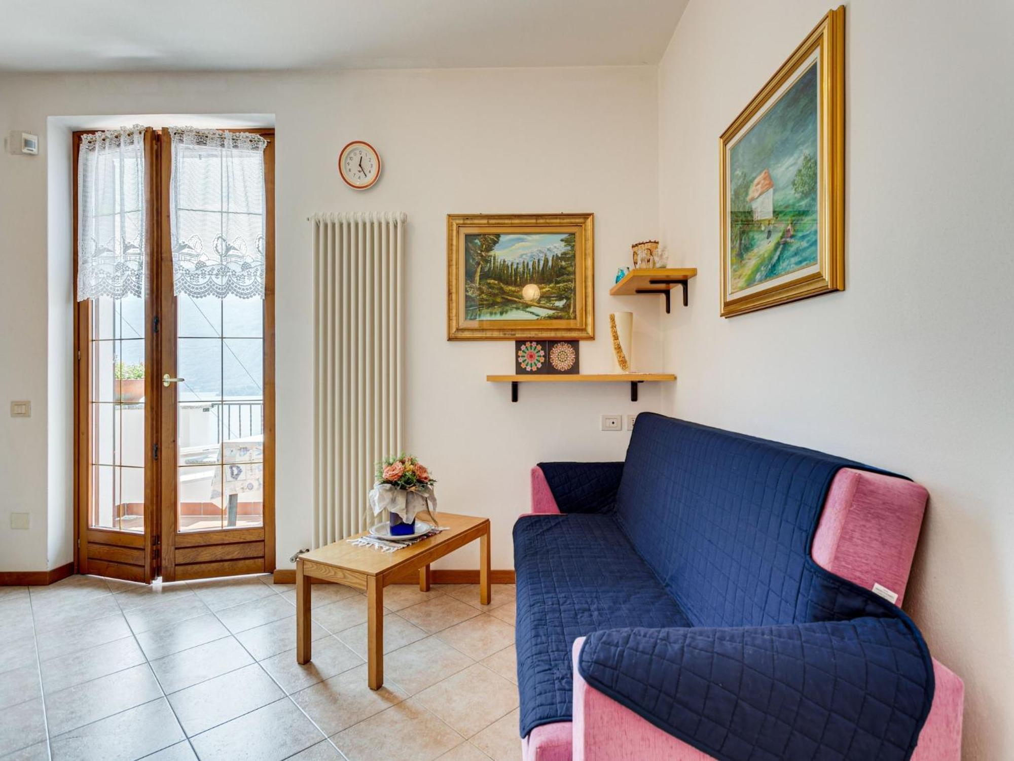 Wonderful Flat With Swimming Pool Lift And Garden Apartment กราเวโดนา ภายนอก รูปภาพ